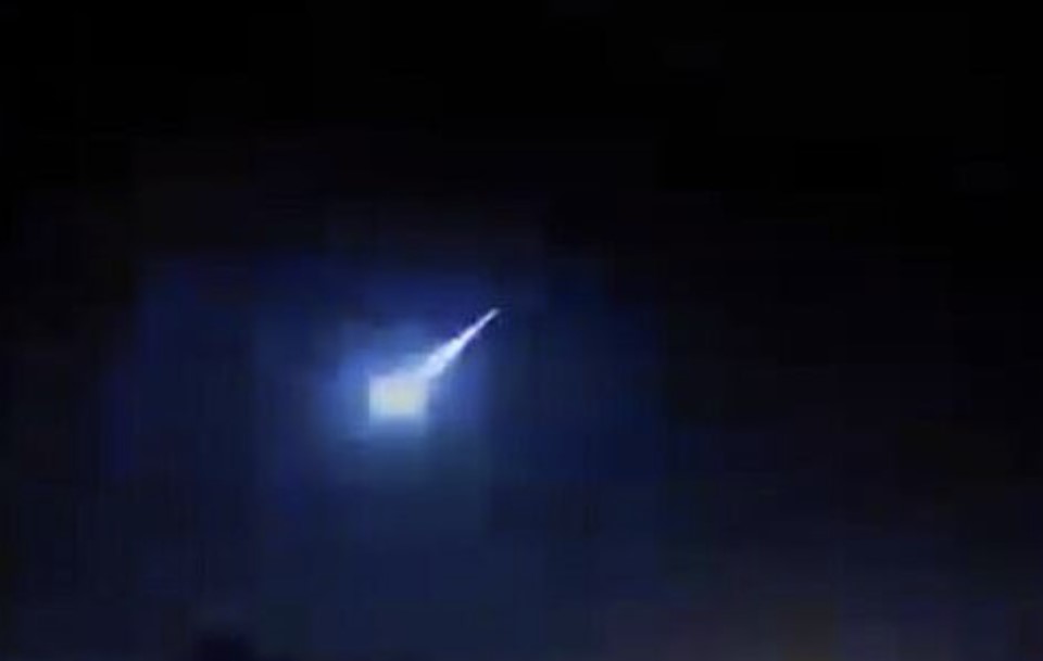 Three meteor fireballs explode in the sky over Brazil within the last 3 days, 3 meteor fireballs over Brazil video